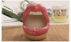 Ceramic Lips Shaped Ashtray QuirkyStore.in